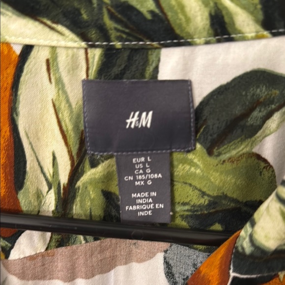 H&M Relaxed White and Orange Tie Front Shirt - Picture 2 of 3